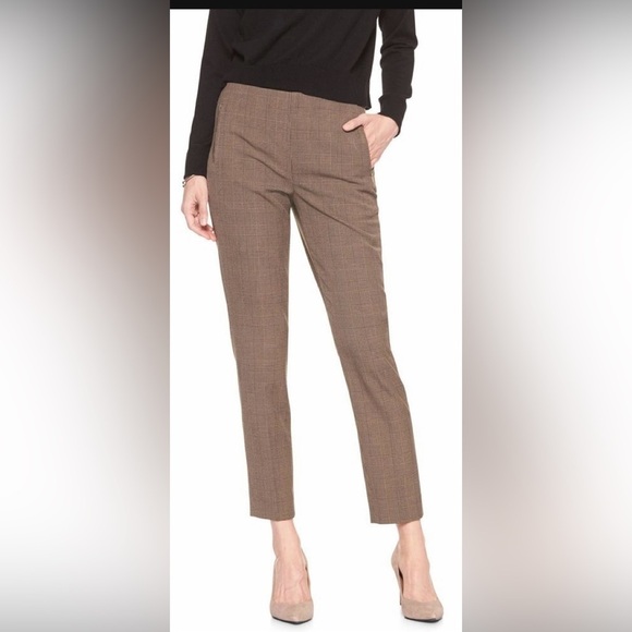 NEW Banana Republic Factory Plaid Tapered Pants‎ | Tan & Black | Size 14 - Picture 1 of 9
